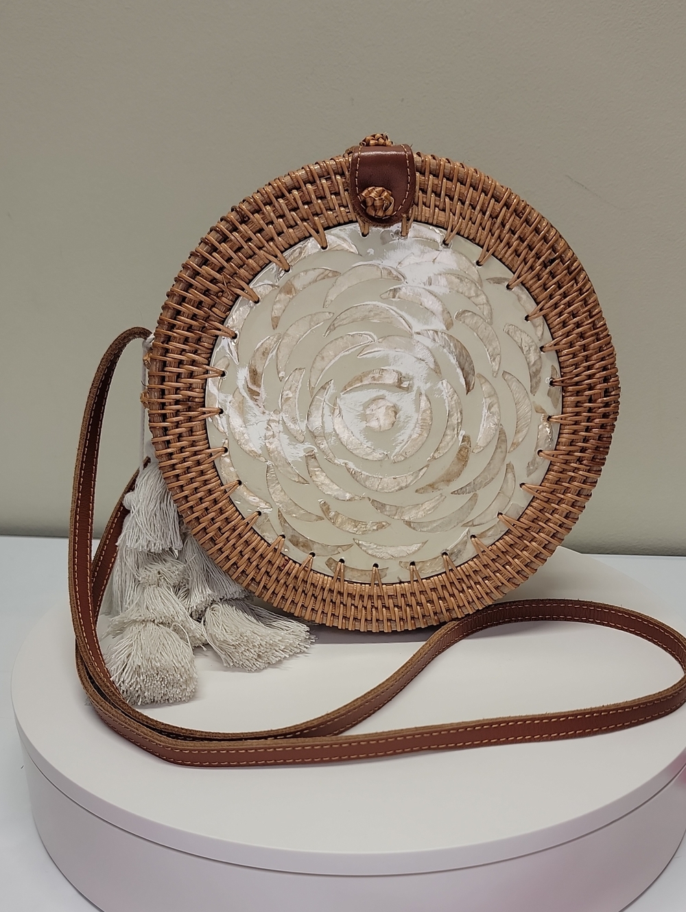 Round Woven Rattan Straw Crossbody Bag in Brown and Cream w/Tassels Snap Closure